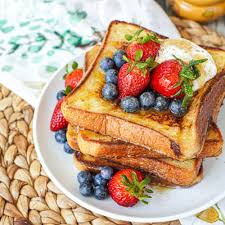 French Toast with Honey & Fruits